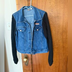 VTG Biker “USA” patch Susquehanna Trail Outfitters denim jacket medium Y2K